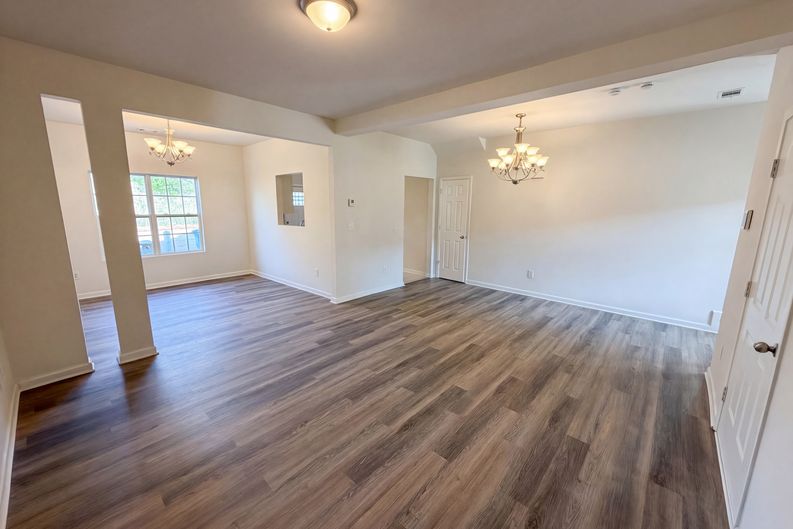 Photo 3 of 27 of 474 Village Way, Loganville, GA