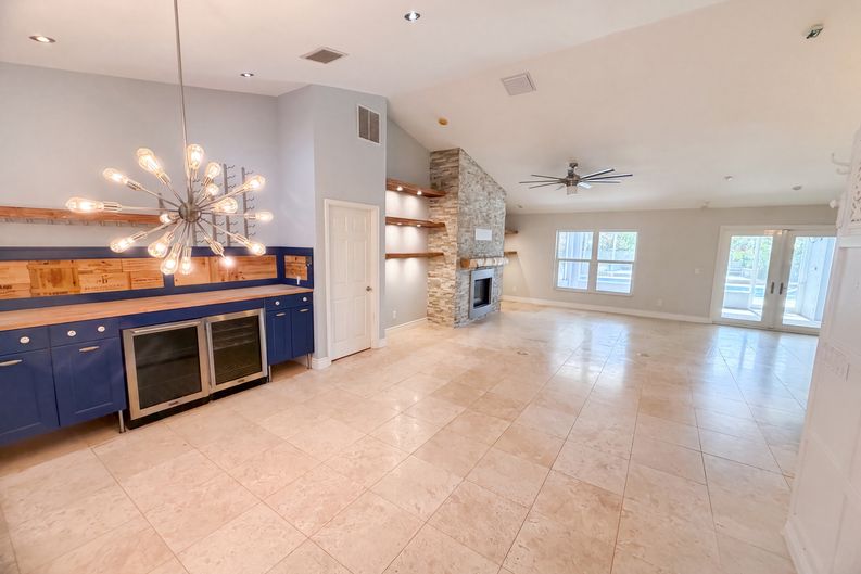 Photo 3 of 33 of 2902 Serenity Cir S, Fort Pierce, FL