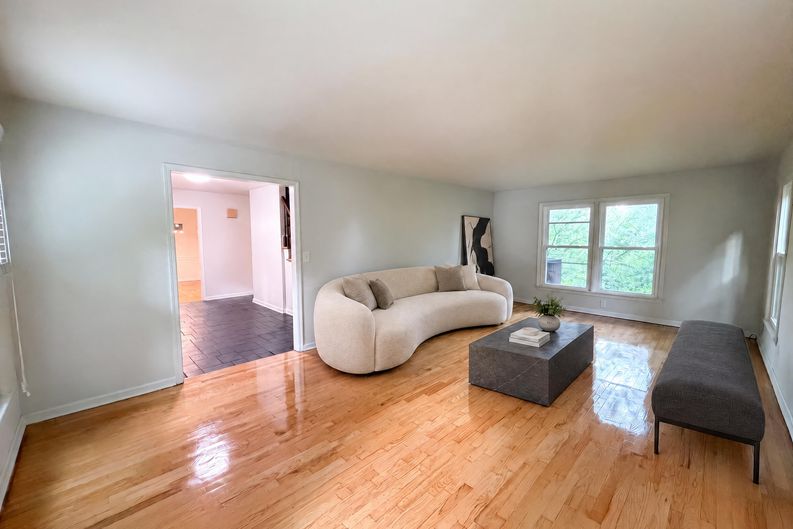 Photo 16 of 35 of 101 Wexford Way, Basking Ridge, NJ