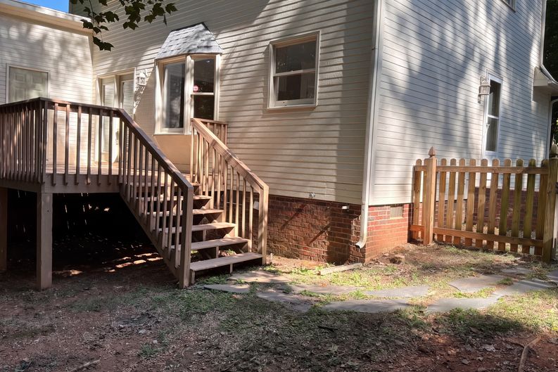 Photo 25 of 27 of 4219 King Edward Ct, Greensboro, NC