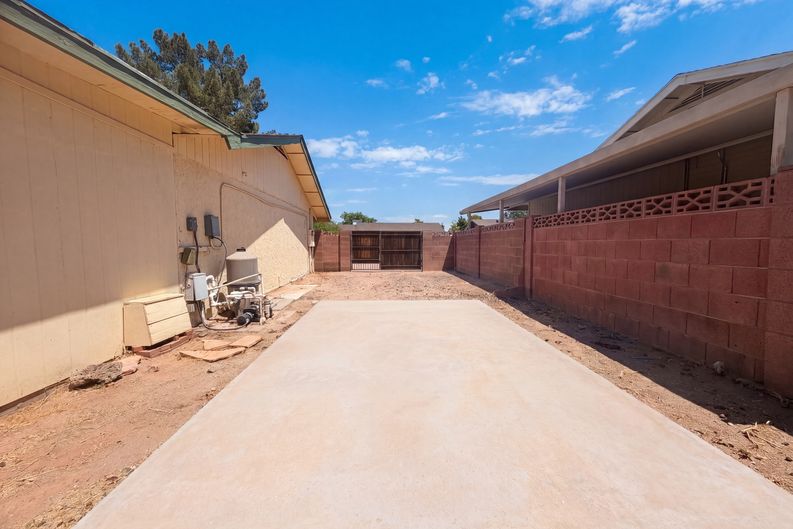 Photo 17 of 18 of 7519 E Ed Rice Ave, Mesa, AZ