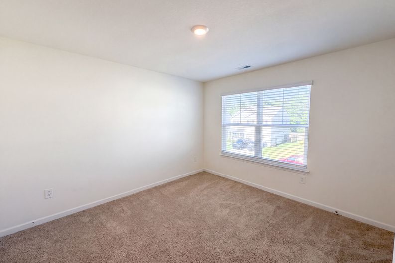 Photo 16 of 34 of 1120 Amber Vista Ln, Knoxville, TN