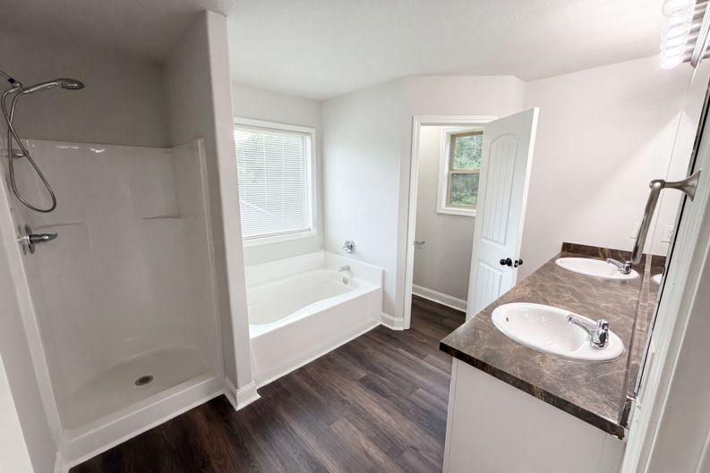 Photo 6 of 42 of 410 Redtail Rd, Jefferson, GA