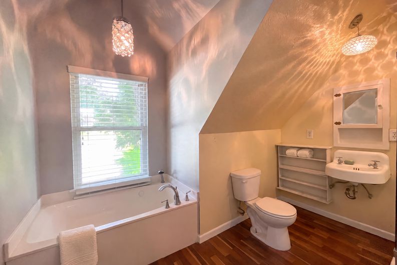 Photo 14 of 19 of 70 Rustling Oaks St, Coldspring, TX
