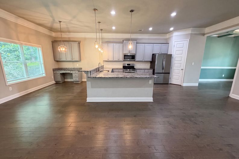 Photo 7 of 21 of 5317 Winmire Ln, Stone Mountain, GA