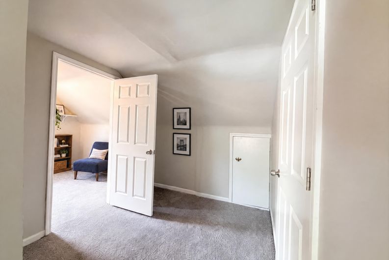 Photo 9 of 20 of 6455 Norborne Ave, Dearborn Heights, MI