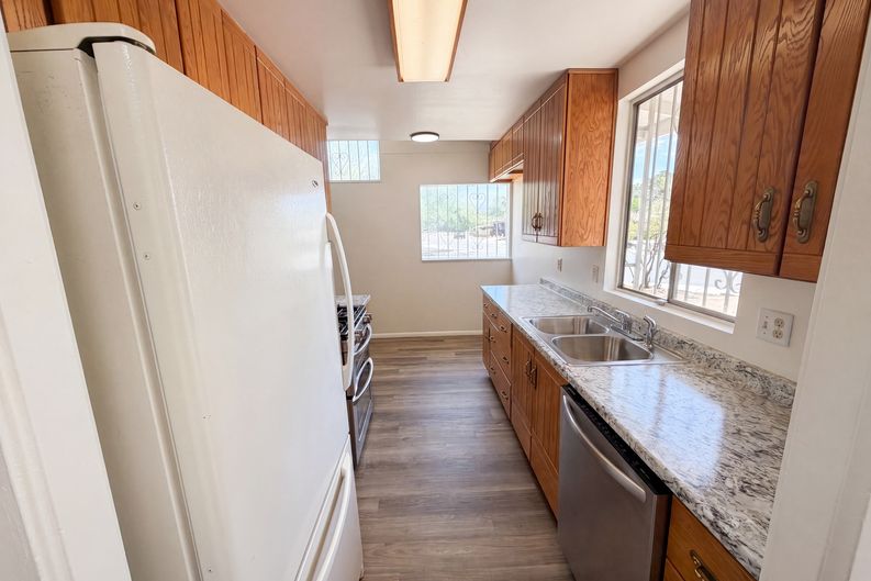 Photo 6 of 21 of 2901 N Cloverland Ave, Tucson, AZ