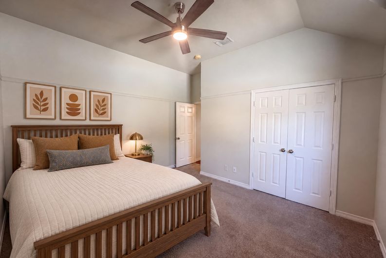 Photo 18 of 30 of 6 Cimarron Ct, Roanoke, TX