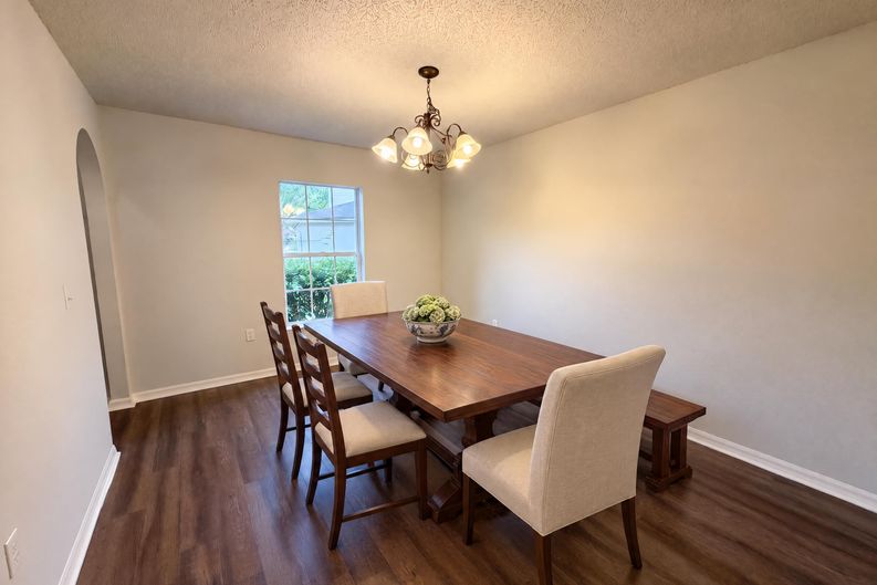Photo 12 of 34 of 8215 Foxdale Dr, Jacksonville, FL