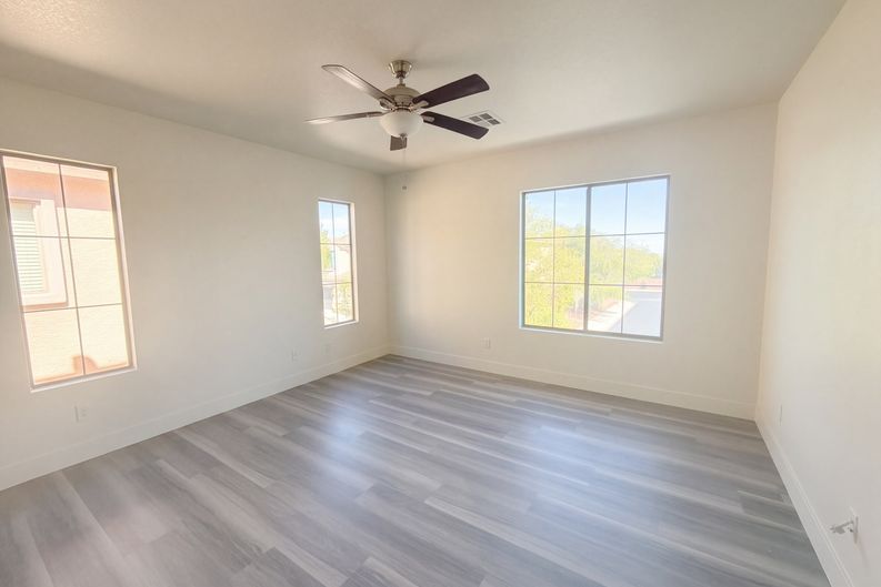 Photo 9 of 28 of 7219 Regent Pond St, Las Vegas, NV