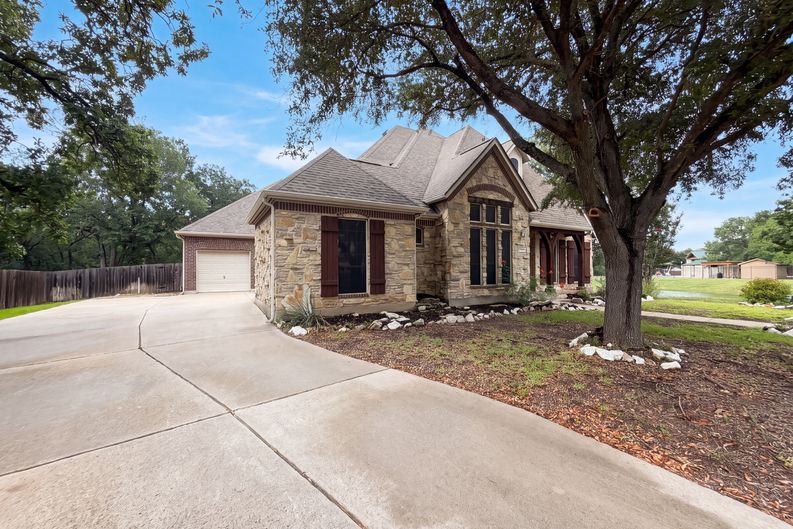 Photo 24 of 26 of 1724 Westend Pl, Round Rock, TX
