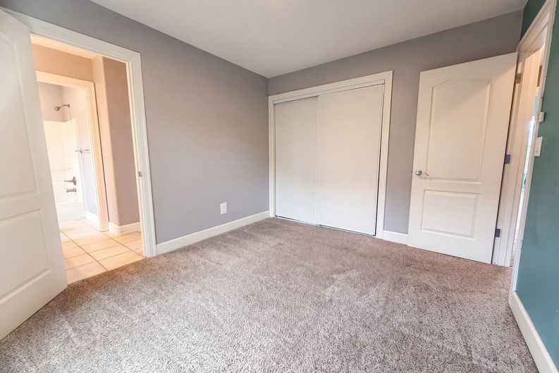 Photo 12 of 22 of 14210 SE Rolling Meadows Dr, Happy Valley, OR