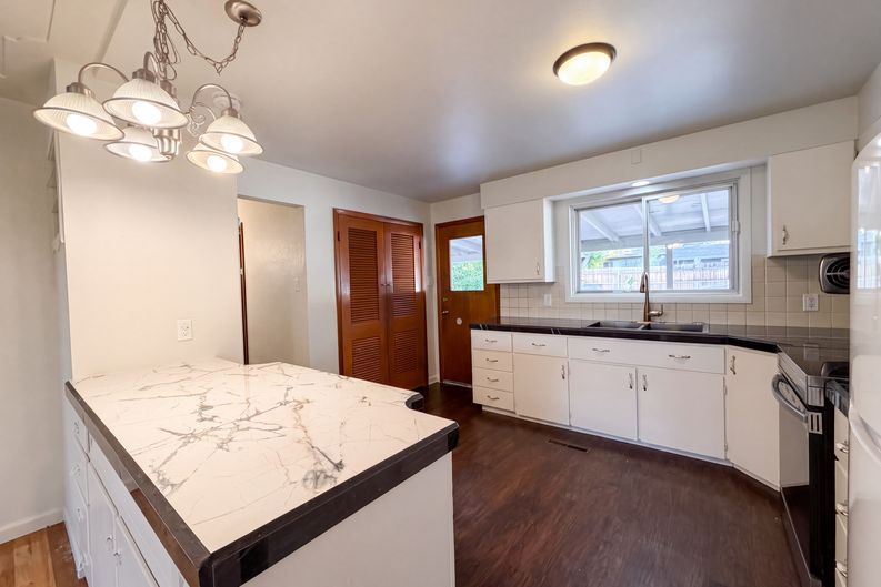 Photo 25 of 43 of 1535 W 15th St, Loveland, CO