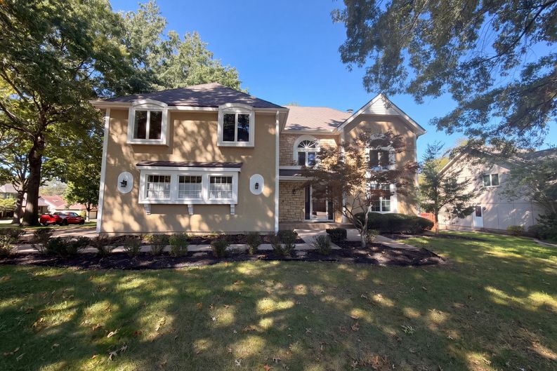 Photo 41 of 47 of 12600 Pawnee Ln, Leawood, KS