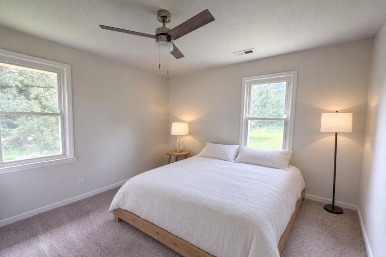 Photo 26 of 29 of 719 Cannonsburg Dr, Duncan, SC