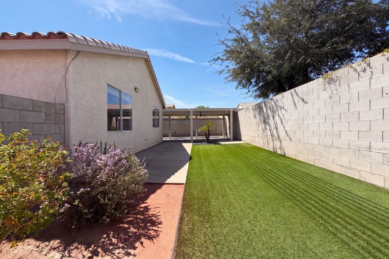 Photo 20 of 21 of 239 Ventana Heights St, Henderson, NV