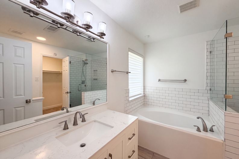 Photo 12 of 22 of 14631 Pebble Meadow Ct, Cypress, TX