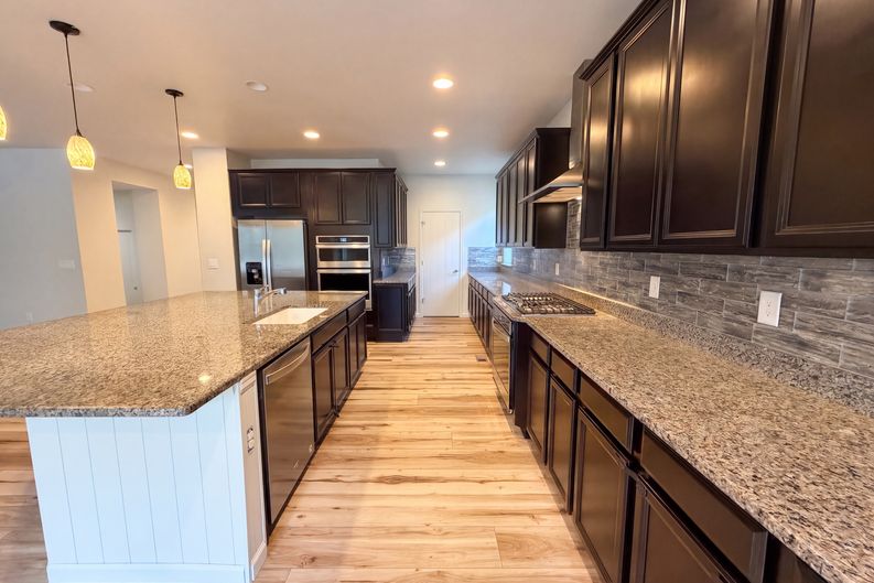Photo 12 of 54 of 18402 W 93rd Pl, Arvada, CO