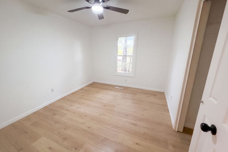 Photo 4 of 20 of 2179 E Barcelona Pl, Springfield, MO