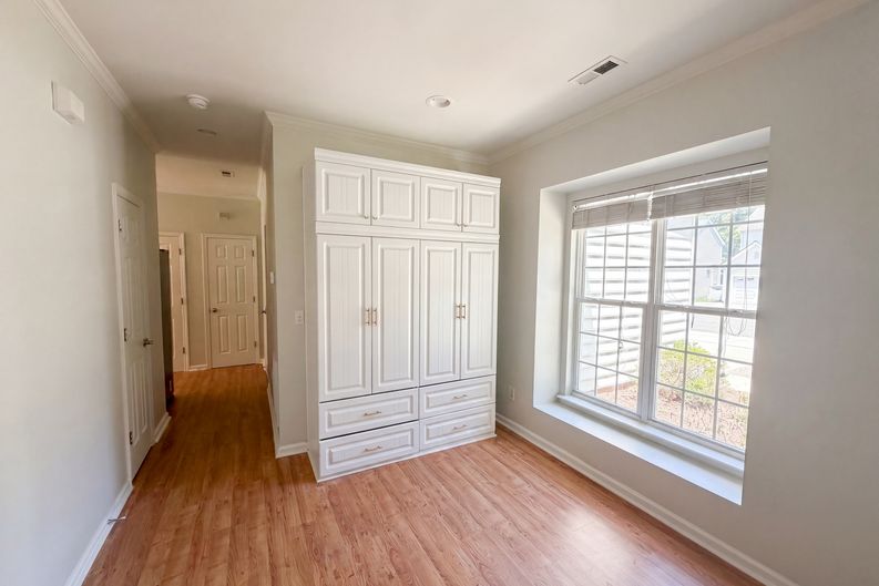 Photo 9 of 17 of 8409 Aztec Dawn Ct, Raleigh, NC