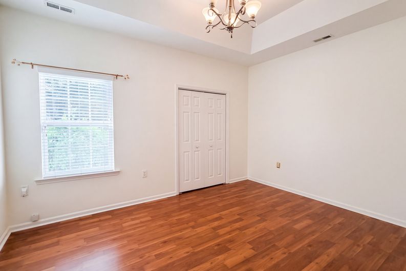 Photo 9 of 17 of 7175 Somerset Springs Dr, Charlotte, NC