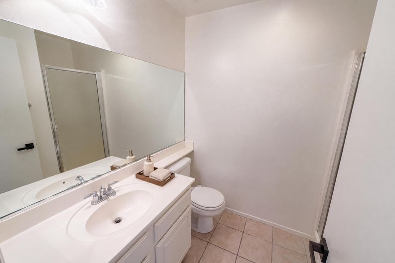 Photo 9 of 26 of 25975 Avenida Classica, Moreno Valley, CA