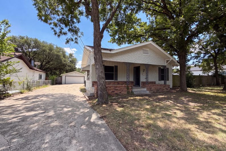 Photo 16 of 20 of 5124 Norma St, Fort Worth, TX
