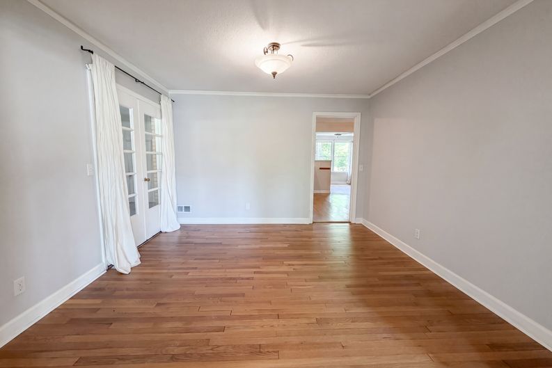 Photo 12 of 23 of 6456 Yorkshire Dr, Columbia, SC
