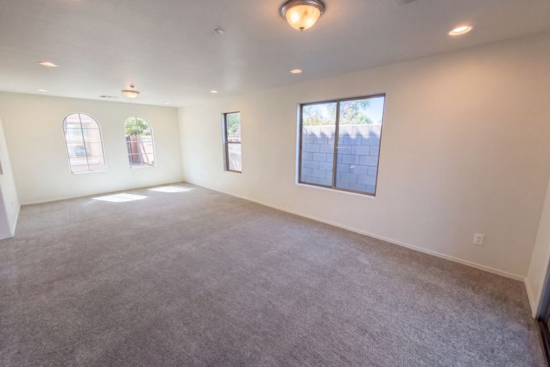 Photo 7 of 29 of 2856 E Megan St, Gilbert, AZ