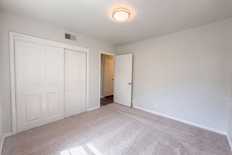 Photo 15 of 25 of 5421 Bonnie Wayne St, Haltom City, TX