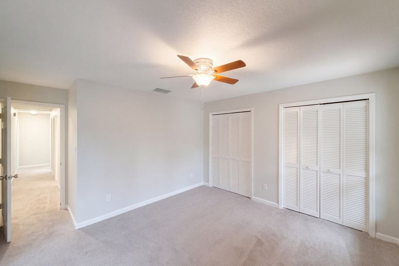Photo 23 of 30 of 455 Longmeadow Ln, Longwood, FL