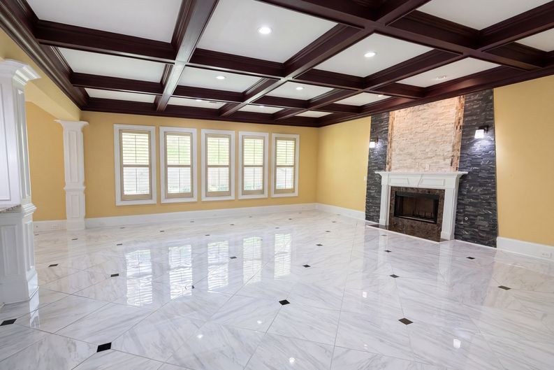 Photo 3 of 41 of 332 Warwick Pl, McDonough, GA