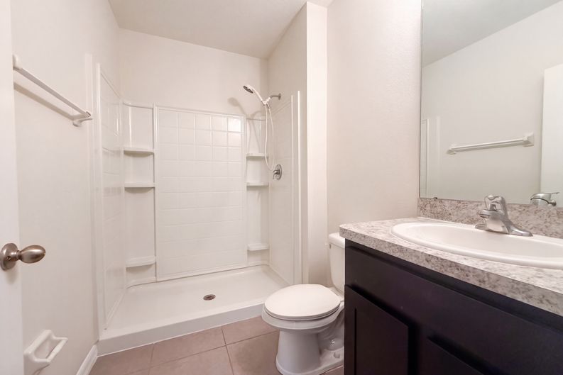 Photo 9 of 30 of 16805 Trite Bend St, Wimauma, FL