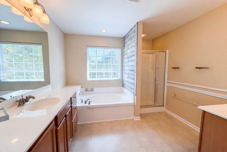 Photo 16 of 20 of 9006 Parlor Dr, Ladson, SC