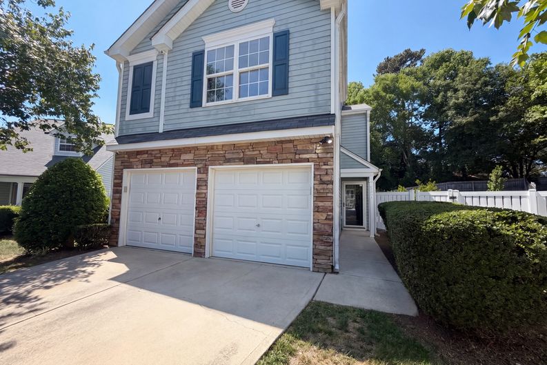 Photo 15 of 17 of 6005 Silkwater Ct, Raleigh, NC