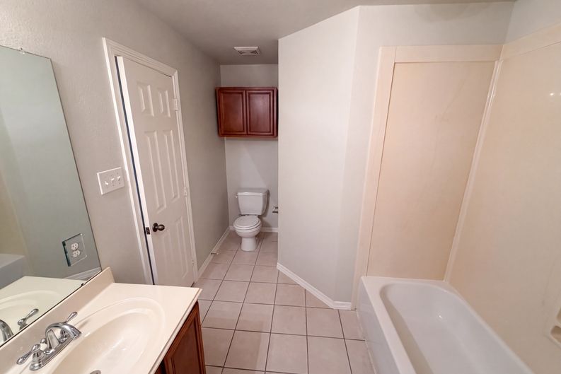 Photo 20 of 25 of 1028 Rio Grande St, League City, TX