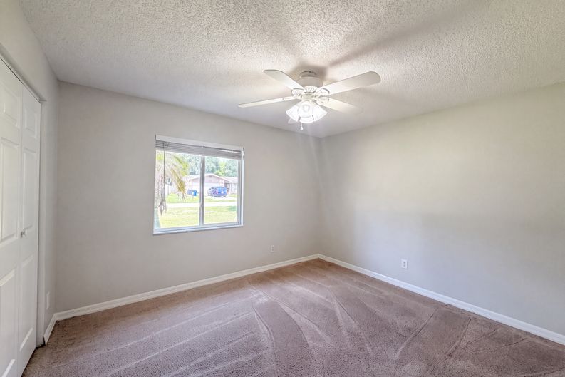 Photo 8 of 18 of 1719 Needle Palm Dr, Edgewater, FL
