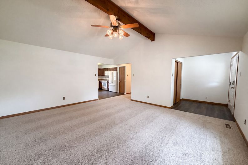 Photo 10 of 21 of 3679 Vago Ln, Florissant, MO