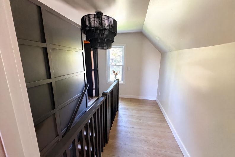 Photo 15 of 28 of 492 Algene St, Lake Orion, MI