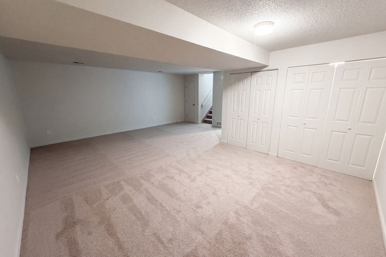 Photo 17 of 23 of 10955 Albion Dr, Thornton, CO