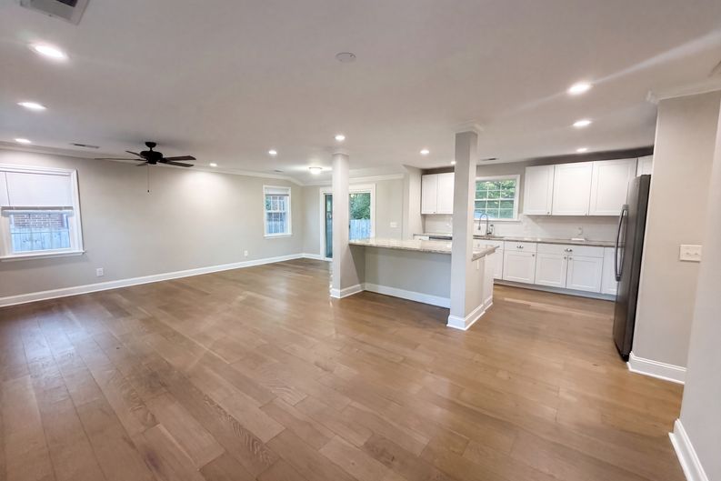 Photo 13 of 19 of 2697 Louise Dr, North Charleston, SC