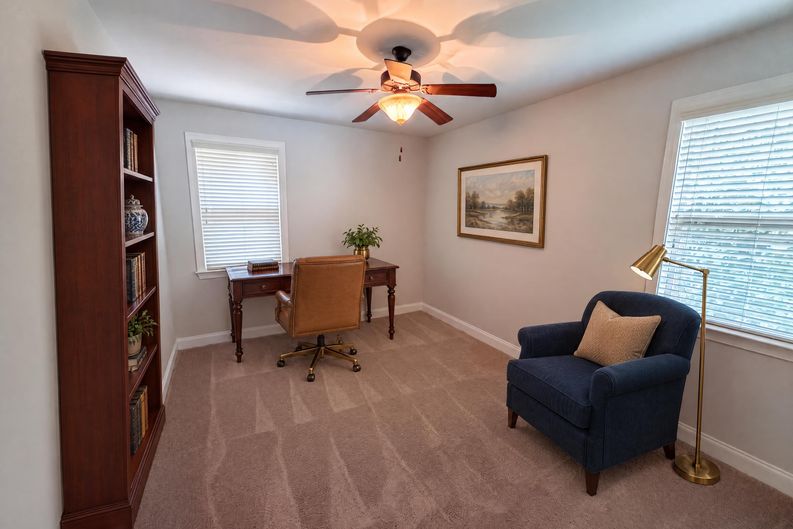 Photo 12 of 25 of 212 Westwind Dr, Newnan, GA
