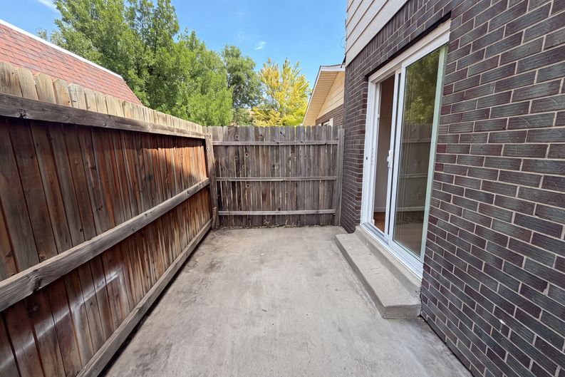 Photo 16 of 18 of 9867 Lane St, Thornton, CO