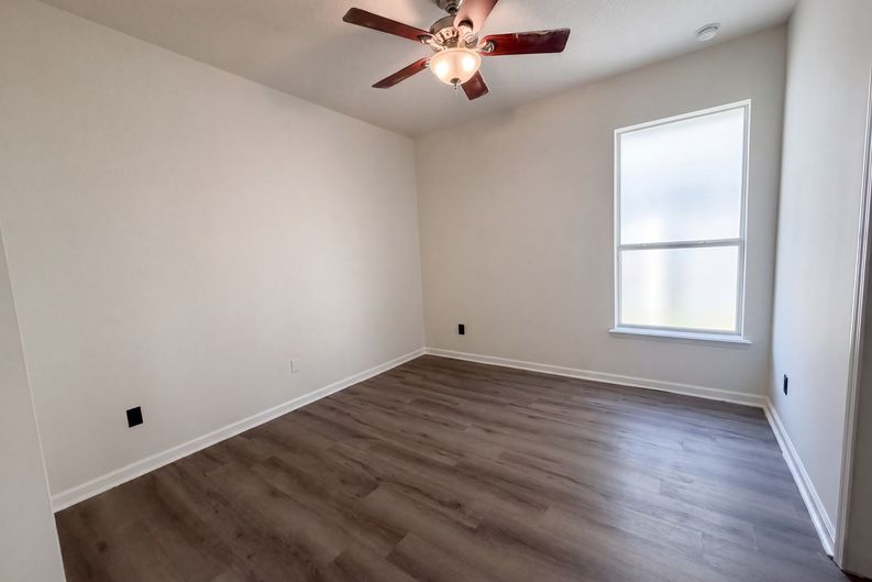 Photo 16 of 21 of 45168 Ingleham Cir, Callahan, FL