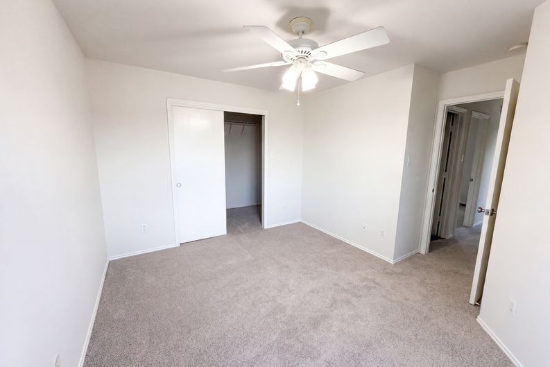 Photo 14 of 29 of 11521 Melstone Dr, Manor, TX