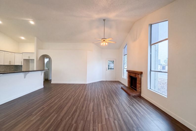 Photo 7 of 20 of 6127 W Harrison St, Chandler, AZ
