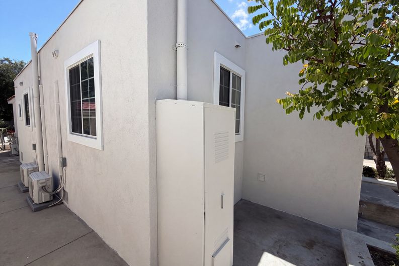 Photo 22 of 31 of 817 S 9th St, Alhambra, CA