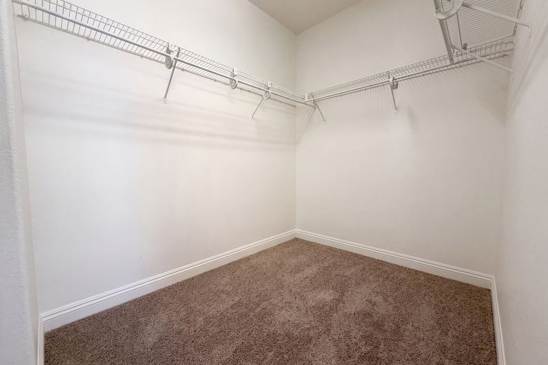Photo 11 of 23 of 10228 Donde Ave, Las Vegas, NV