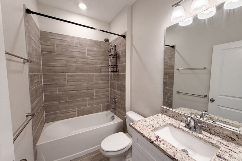 Photo 16 of 22 of 446 Cinnamon Dr, Kissimmee, FL