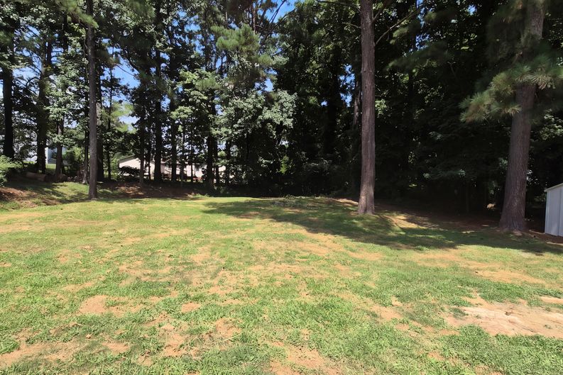 Photo 23 of 32 of 2681 Tybee Dr, Buford, GA